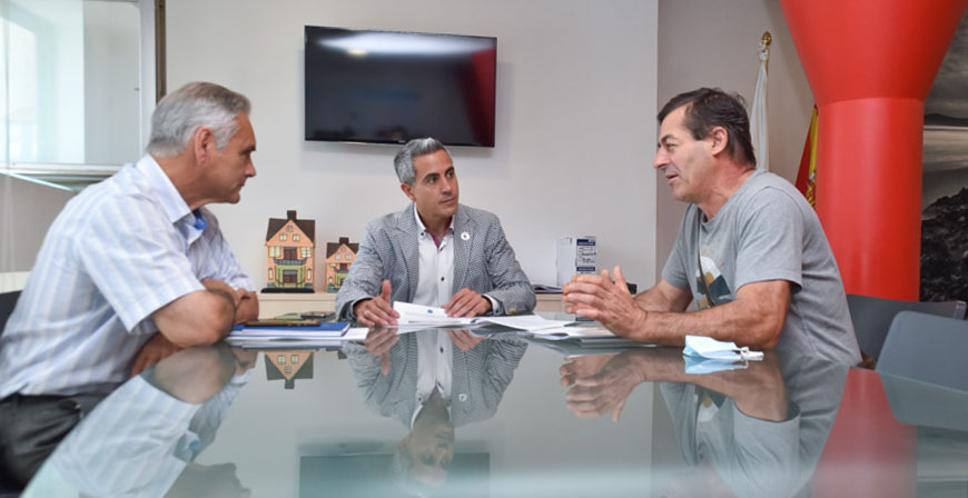 El Gobierno regional apoya la iniciativa nacional para declarar la apicultura como patrimonio inmaterial de la humanidad