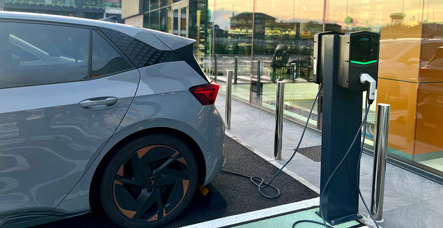 El Gobierno regional destinar casi un milln de euros a la instalacin de puntos de recarga de vehculos elctricos en 32 municipios