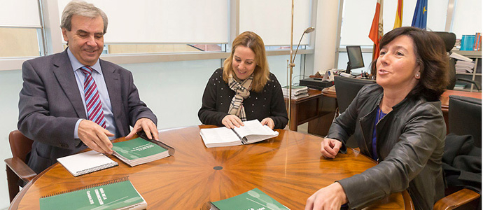El Gobierno regional edita la Gua de Comunicacin y seguir colaborando en la formacin de los periodistas