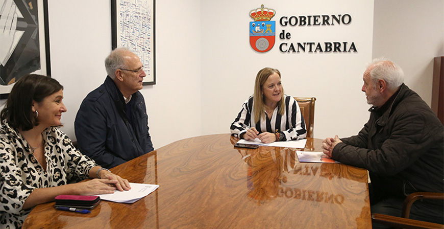 El Gobierno regional impulsar la actividad cultural y social de las Casas de Cantabria a travs de la Federacin de Coros