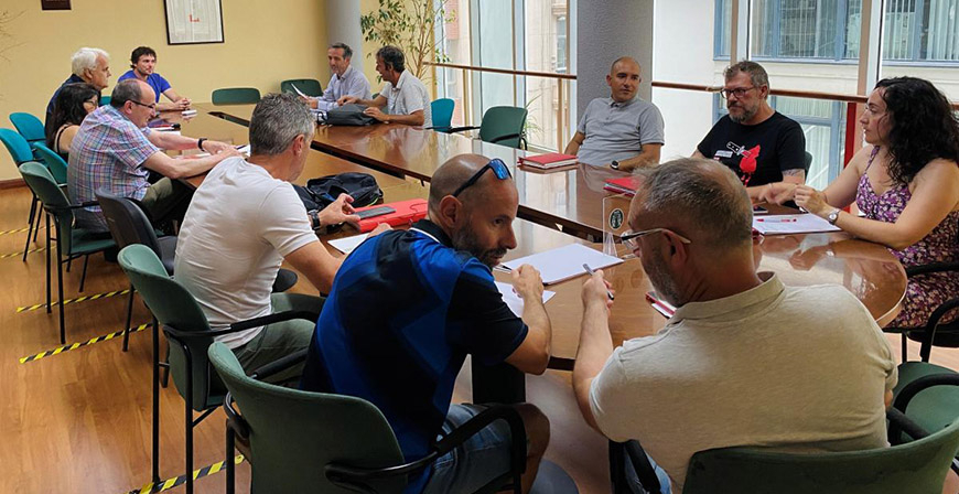 El Gobierno regional propone el arbitraje voluntario tras agotar la va de la negociacin para acabar con el conflicto del metal