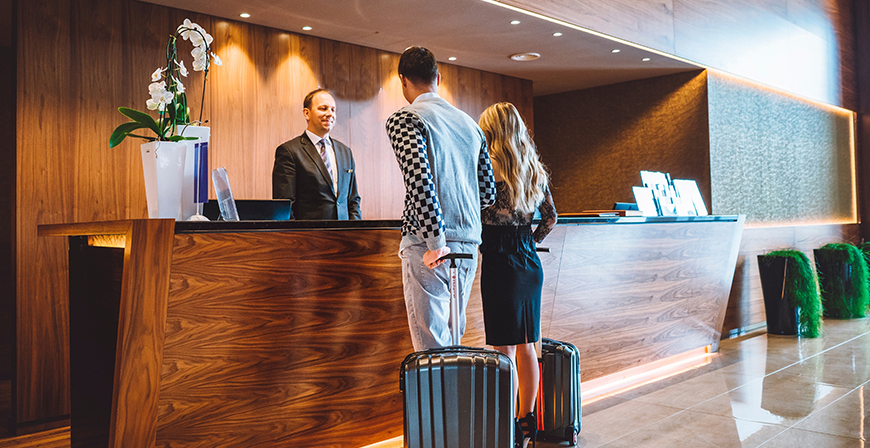 El Gobierno regional recuerda los derechos de los consumidores y usuarios en los registros de entrada y salida de los establecimientos hoteleros