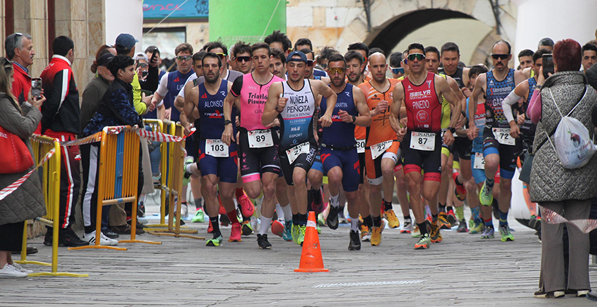 Gorka Nez y Laura lvarez, campeones de Cantabria de Duatln Sprint