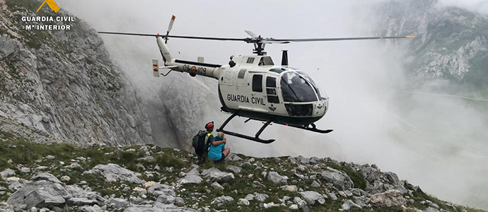 El GREIM rescata a dos montaeros belgas enriscados en Picos de Europa