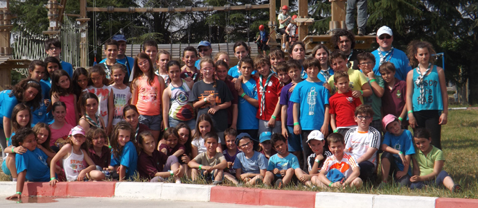 El Grupo Scout Peas Arriba realiz una visita al parque multiaventura 