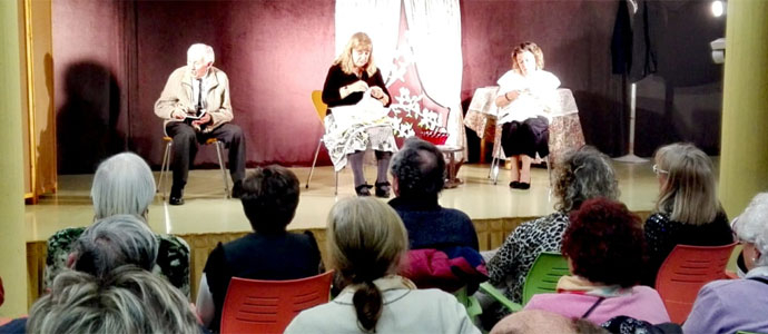El grupo de teatro del Centro de Mayores Caado de Santander actu en Reinosa