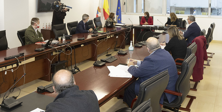 Los grupos de trabajo del Gobierno de Cantabria inician la estrategia regional frente al despoblamiento