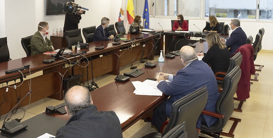 Los grupos de trabajo del Gobierno de Cantabria inician la estrategia regional frente al despoblamiento