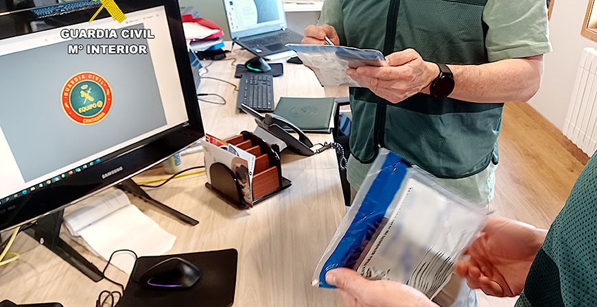 La Guardia Civil alerta de la estafa del 'buen empleado' a negocios de Cantabria