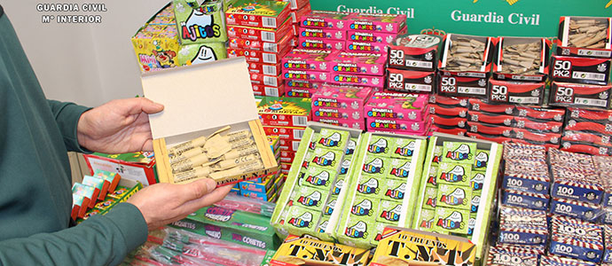 La Guardia Civil de Cantabria intervino en Navidad ms de 44.600 unidades de artificios pirotcnicos