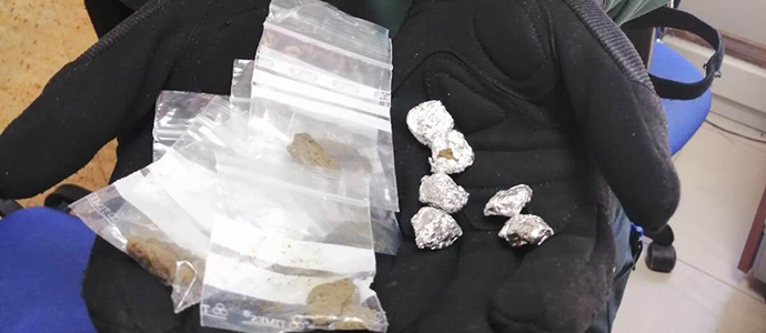 La Guardia Civil desactiva un punto de venta de hachs al menudeo en Sarn 