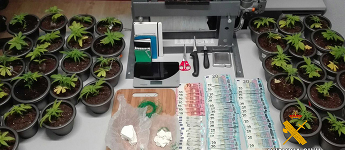 La Guardia Civil desmantela un punto de venta de cocana en Treceo
