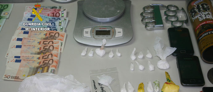 La Guardia Civil desmantela una trama dedicada al trfico de drogas en Cantabria 
