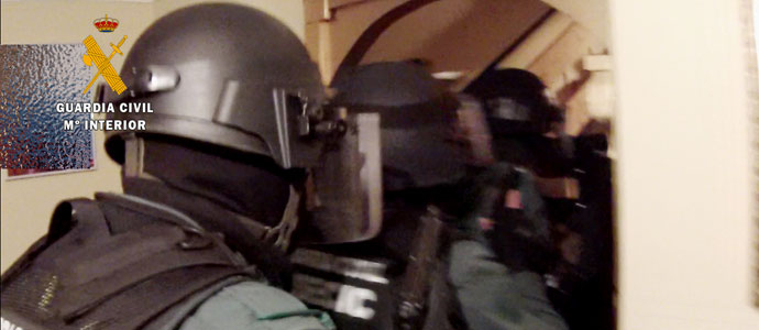 La Guardia Civil destapa un punto de venta de estupefacientes en Santiago de Cartes
