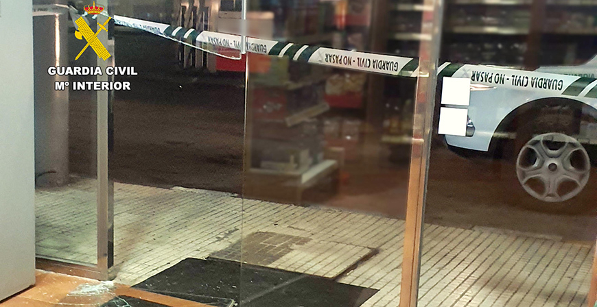 La Guardia Civil detiene al presunto autor del atraco a una gasolinera de Santo�a