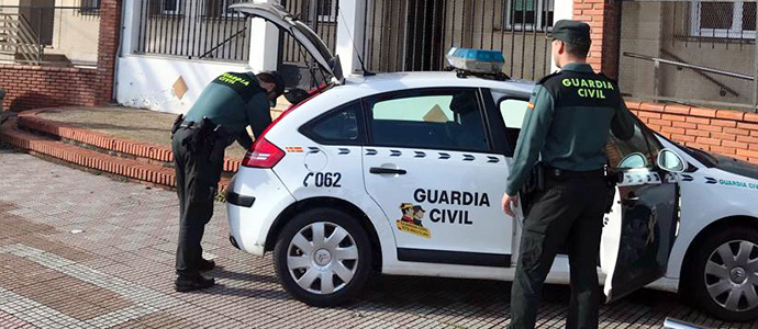 La Guardia Civil detiene a un comercial por falsas ventas a cntabros para conseguir las comisiones