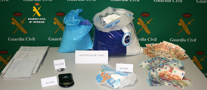 La Guardia Civil detiene a dos personas en Aguilar de Campoo por trfico de drogas