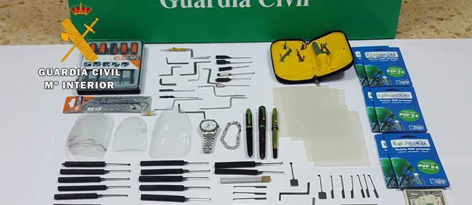 La Guardia Civil detiene a un grupo itinerante especializado en el mtodo 