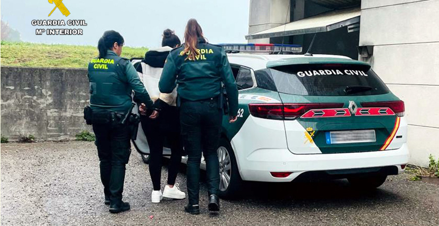 La Guardia Civil detiene a una mujer con 14 requisitorias judiciales en vigor