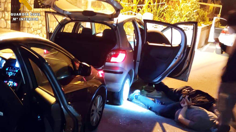 La Guardia Civil detiene a un nuevo grupo dedicado al robo en viviendas en Cantabria