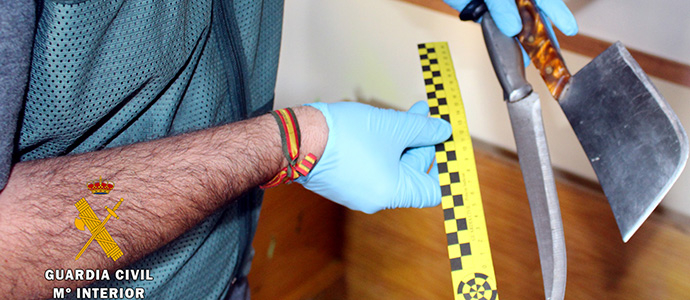 La Guardia Civil detiene a los presuntos autores de atracos a gasolineras y un supermercado de Cantabria