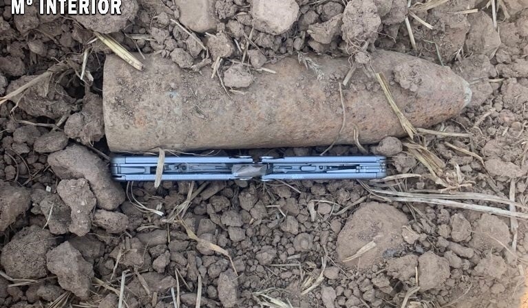 La Guardia Civil detona un proyectil de artillera hallado en la localidad de Cillamayor- Barruelo de Santulln