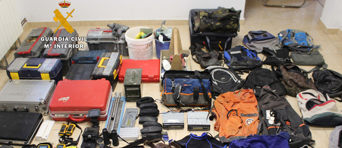 La Guardia Civil esclarece siete sustracciones en furgonetas