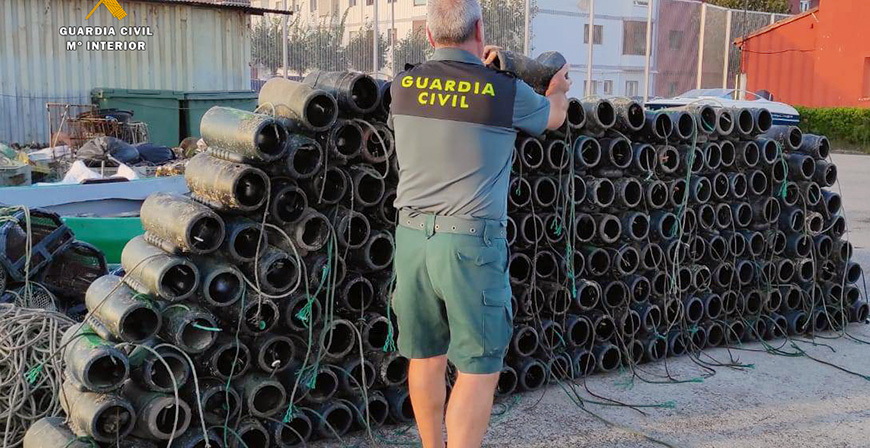 La Guardia Civil interviene en otra operacin contra la pesca furtiva 195 pulperas 
