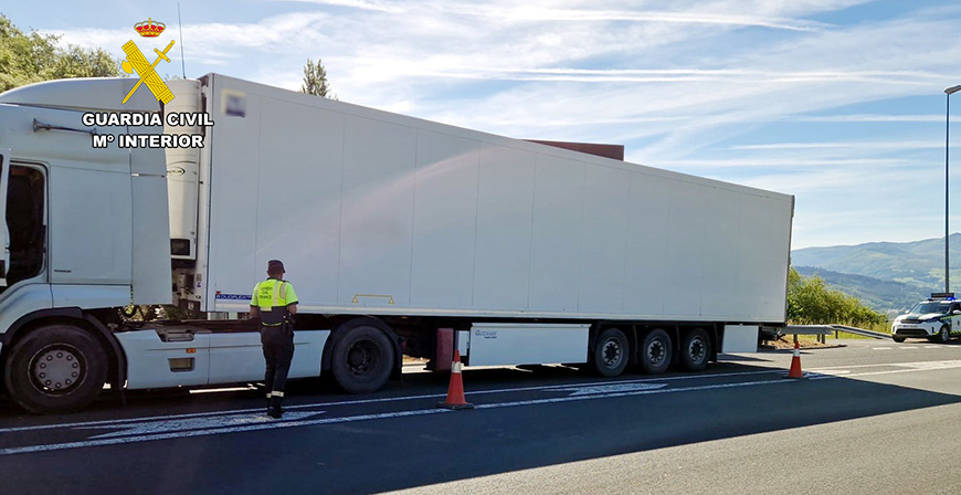La Guardia Civil investiga al responsable de un centro de inspeccin de tacgrafos por emitir informes supuestamente falsos 