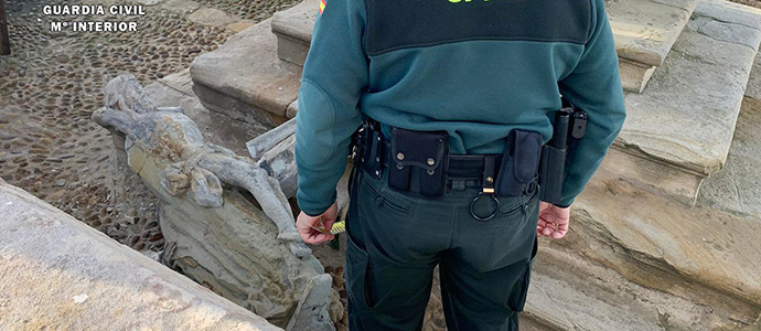 La Guardia Civil investiga los daos a la Cruz con Cristo del Crucero de Solares-Valdecilla del siglo XVII