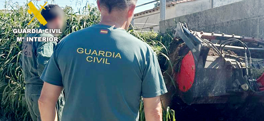 La Guardia Civil investiga a un ganadero por un presunto delito de vertidos a los r�os Llerena y Pisue�a