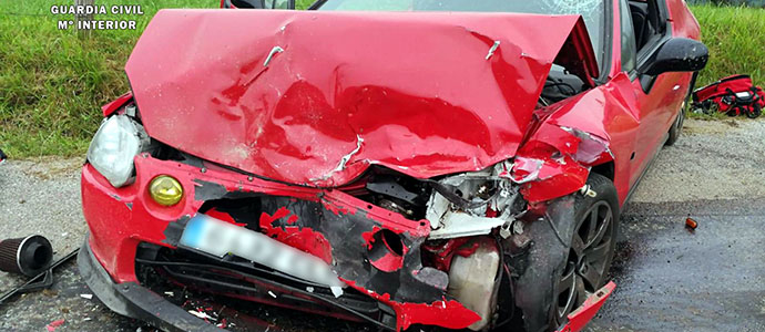 La Guardia Civil investiga a un joven por conduccin temeraria, ausentarse de un accidente y por tres delitos de lesiones