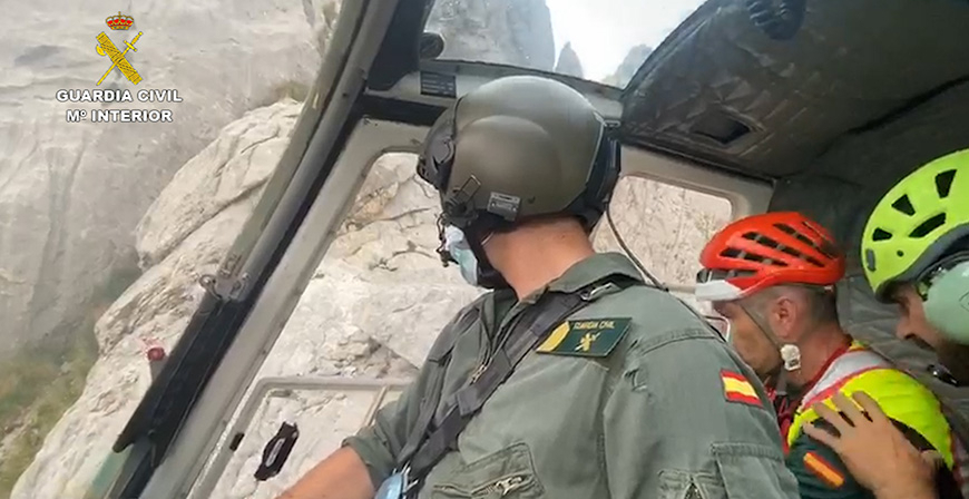La Guardia Civil investiga la muerte de un montaero en Picos de Europa