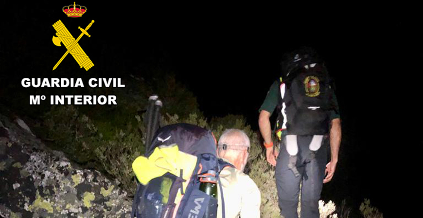 La Guardia Civil llev a cabo dos rescates en la tarde noche de ayer