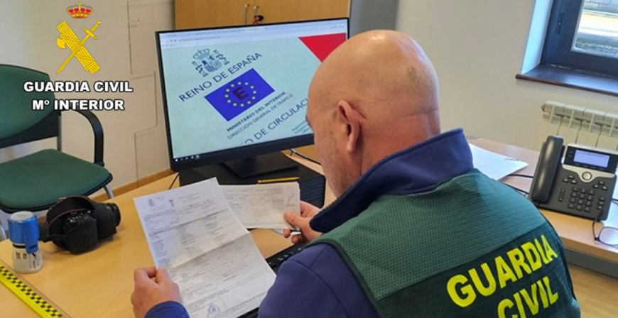 La Guardia Civil pone al descubierto una trama de falsedad documental en transferencias de vehculos