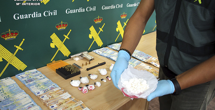 La Guardia Civil pone fin a un punto de venta de drogas en Santander	
