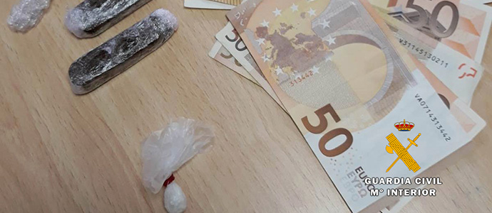 La Guardia Civil realiza un operativo en las zonas de ocio de Castro Urdiales y Laredo que se salda con 40 denuncias