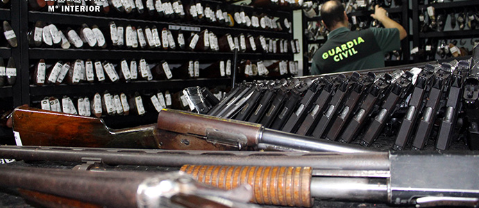 La Guardia Civil realizar una subasta de armas, principalmente escopetas para caza