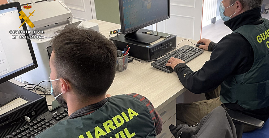 La Guardia Civil redobla contactos con centros educativos de la regin en torno a la prevencin de delitos telemticos