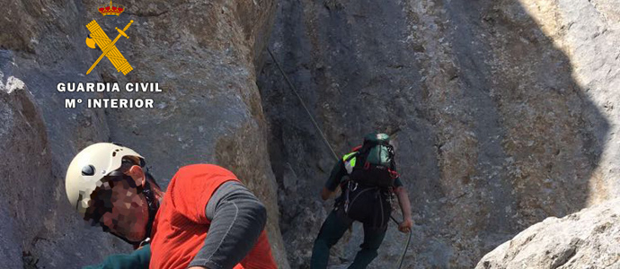 La Guardia Civil rescata a dos escaladores que realizaban rapel en Picos de Europa