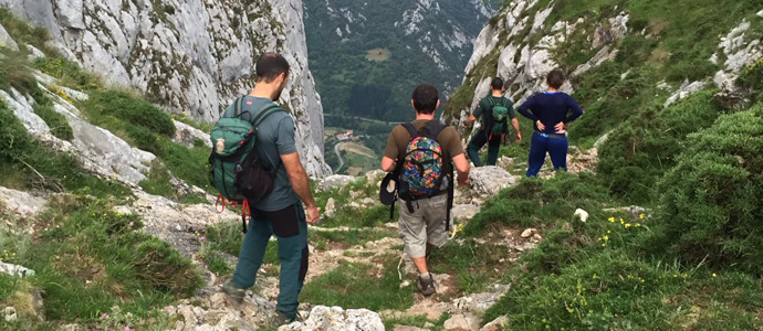 La Guardia Civil rescata a dos senderistas perdidos en la zona del Pico Agero