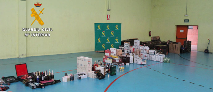 La Guardia Civil de Salamanca desmantela un grupo criminal que rob en empresas de Cantabria