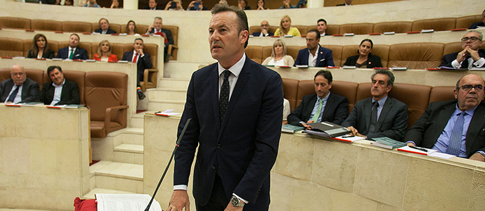 Guillermo Blanco dimitir como diputado y ser sustituido por Joaqun Arco