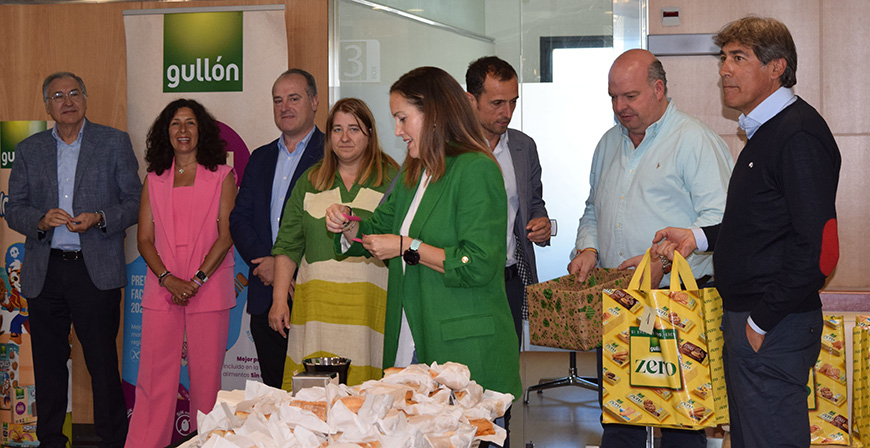 Gull�n financiar� m�s de 70 horas de investigaci�n contra la leucemia infantil gracias a un almuerzo solidario