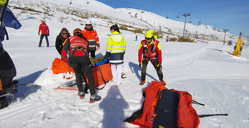 Herido grave un joven de 20 aos tras sufrir una cada en Alto Campoo