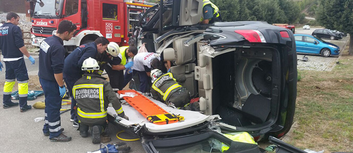 Herido grave un vecino de Palencia al volcar su coche en Tama