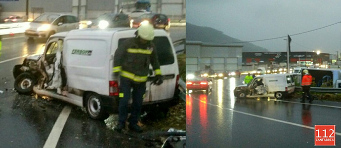 Un herido leve en una colisin lateral de dos vehculos en la N-623 a la altura de Vargas