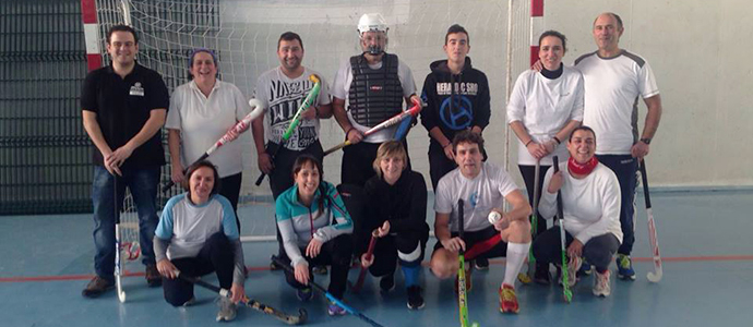 El hockey llega a Campoo de Yuso
