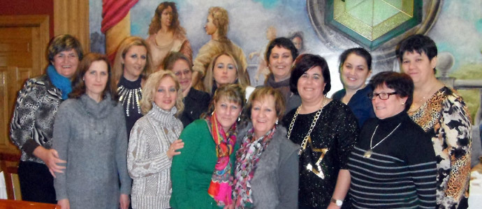 Homenaje a Mara Luz de Cos por su jubilacin