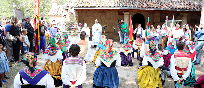 Homenaje a la patrona del Valle
